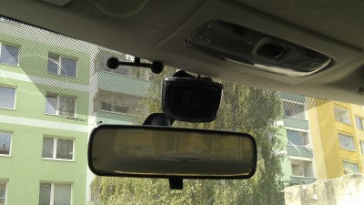 Umístění displeje u zrcátka