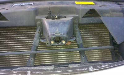 pohled zepredu po odkryti zamku a predni masky