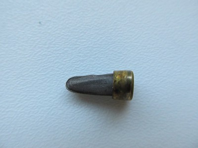 Demontované sítko, trochu ušpiněné ale nic fatálního