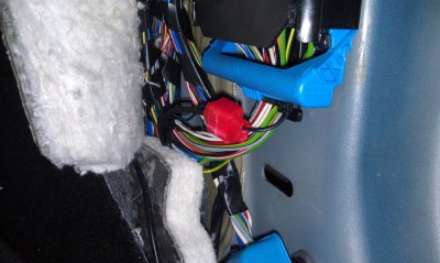 svorka zlodejka u konektoru C111