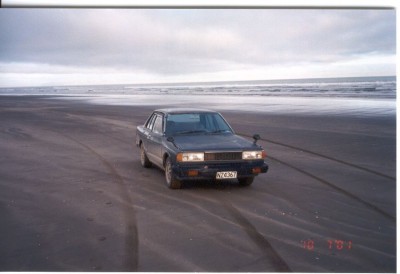 266. Foxton Beach, ranni projizdka po plazi.jpg