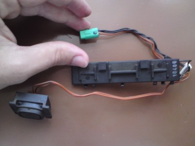 Vnitřek kliky v bezklíčovém Focusu mk2.