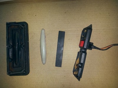 Před složením.Zabroušený doraz a guma