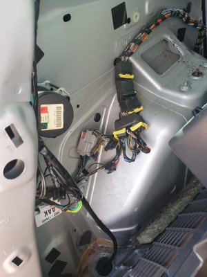 Ilustračně ty konektory k bezklíči