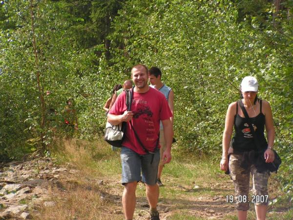 nějací turisté nam oznamili,že už je to tak 15 min-to jsme potřebovali slyšet!