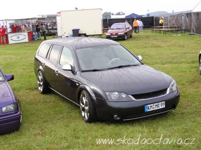 Ford-Mondeo.jpg