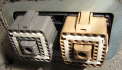 kostky C070(šedá) a C071(hnědá)