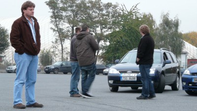 P1110639.jpg (48.31 KiB) Zobrazeno 1733 x ..polemizovačka nad xenonama a H.I.D. sadou....svítivost...