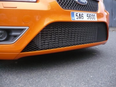 Nový spodní gril - tahokov 012_1.JPG