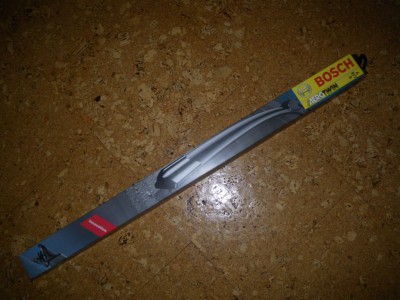 Staré ešte stierajú - only keď je málo vody na skle, tak najprv "zaerdžia"...tak nahodím ich či až po zime?